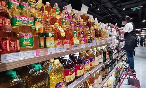 食用油价格是谁控制的呢_食用油怎么涨价这