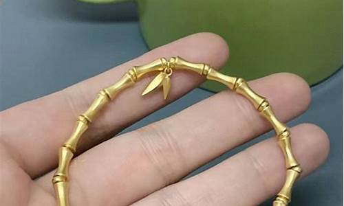 周大福手饰金金价_金价周大福手链2022